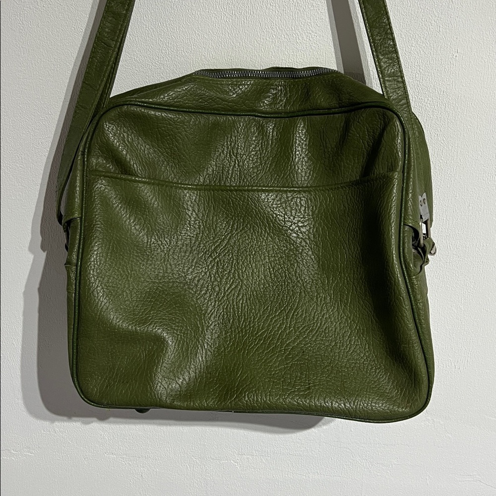 Vintage Starflight Green Leather Shoulder Bag. FREE SHIPPING on this item! - Picture 4 of 5